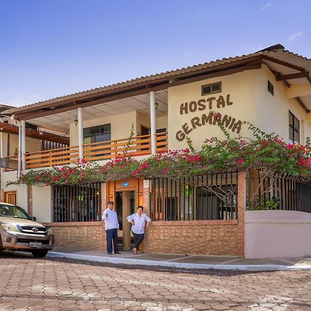 Hospedaje Germania Hotel Puerto Ayora  Exterior photo