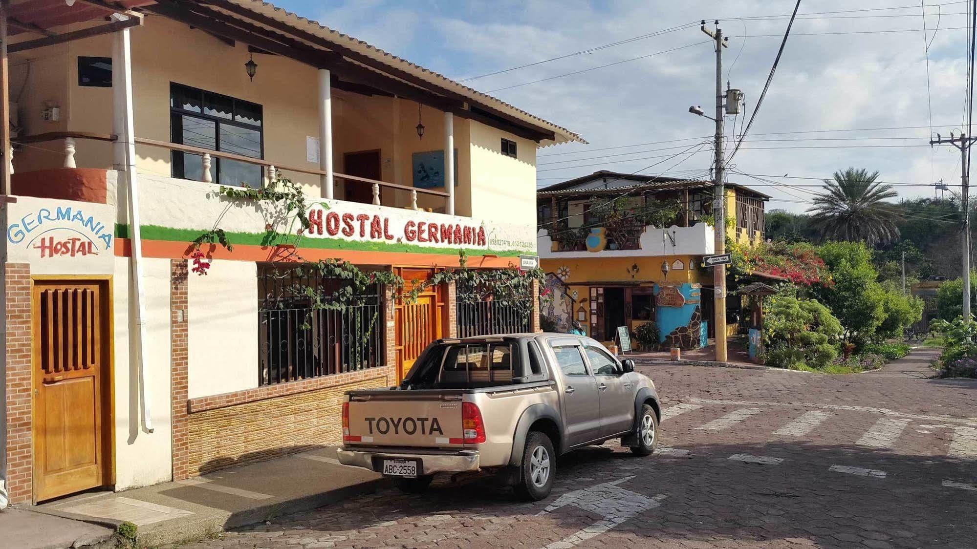 Hospedaje Germania Hotel Puerto Ayora  Exterior photo